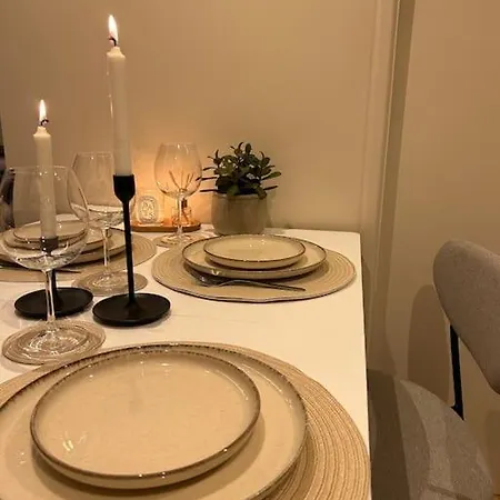 Le Cocon Des Sablons - Tour Eiffel Champs Elysees Apartment *