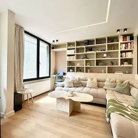 Apartment Le Cocon Des Sablons - Tour Eiffel Champs Elysees